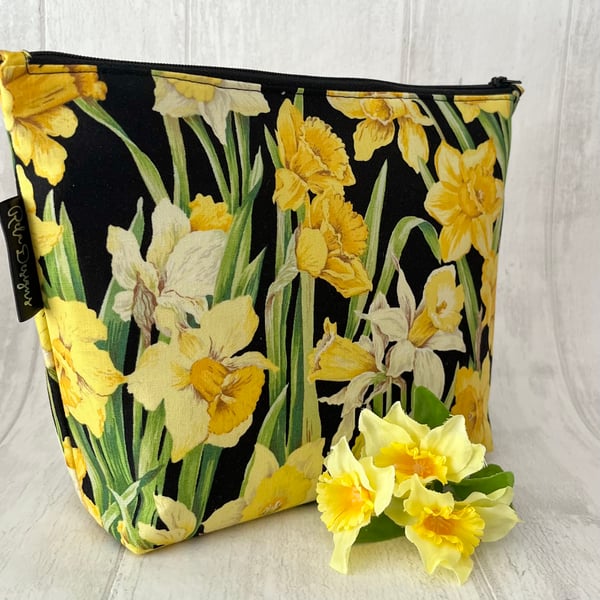 Makeup bag,Daffodils