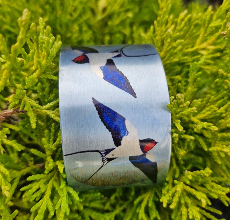 Summer Visitor Cuff 