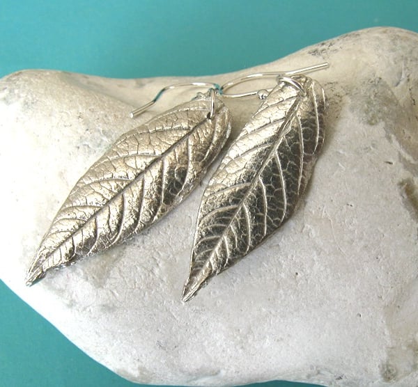 Fine silver dangly leaf earrings