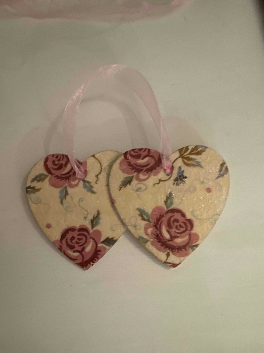 Emma Bridgewater inspired rose and bee design double heart hanging decoration