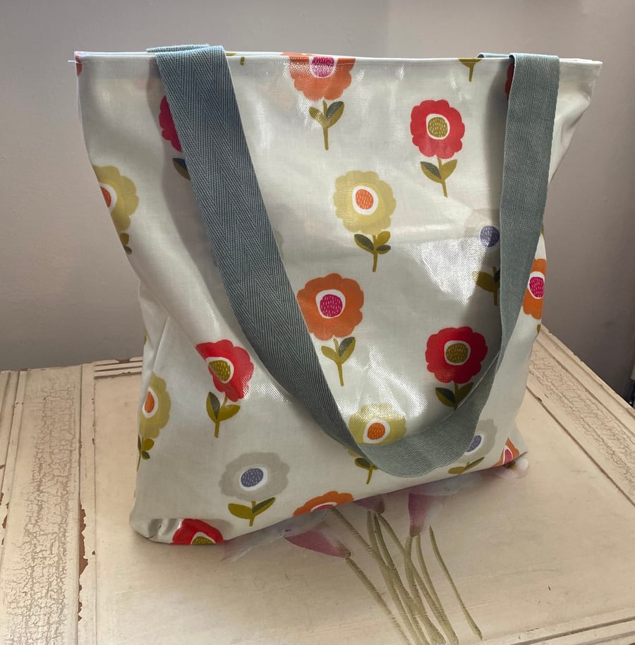 Oilcloth tote bag with zip Tutti Fruitti Design