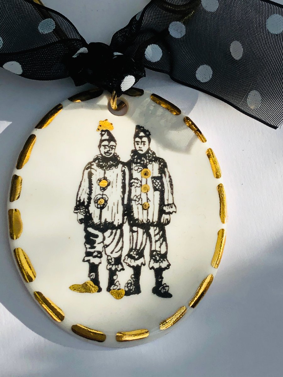 Porcelain, Clowns Art brooch