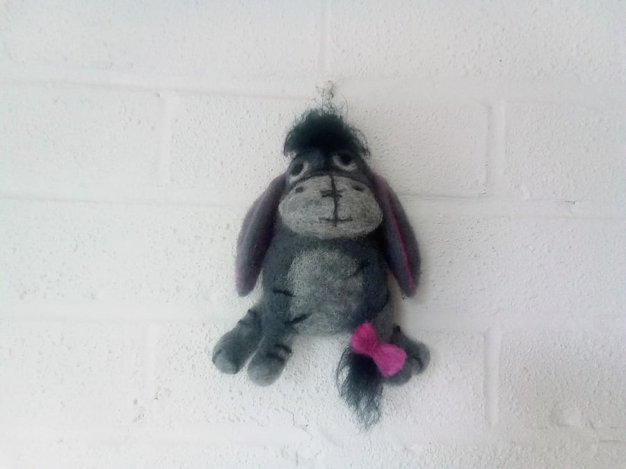 Needle felting  animals Eeyore piglet Tigger characters 