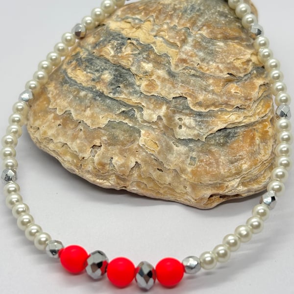 Glass Pearl Anklet with Pink neon beads