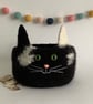 FELTED 'FUSSPOT' BOWL, desk tidy  . Cat. Black and white . Home decor.