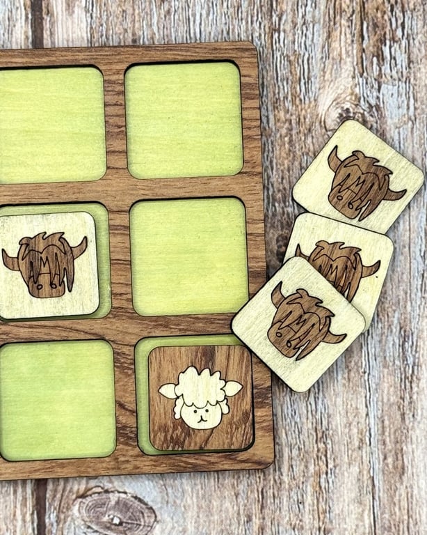 Wooden Tic Tac Toe - Coo V Sheep