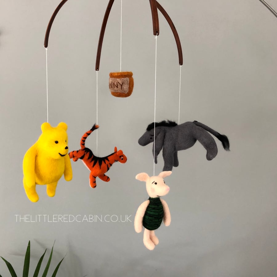 Winnie the Pooh & Friends Pure Wool Mobile