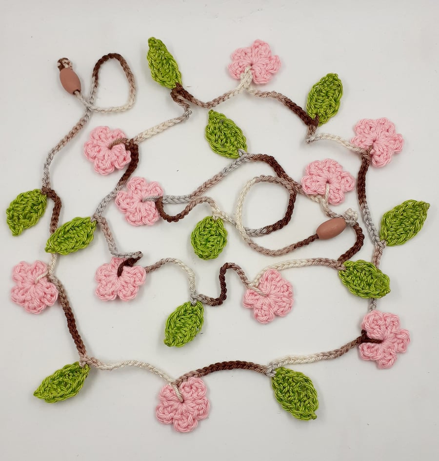 Crochet  Pink Blossom Garland 