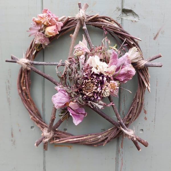 Dried Flower and Foliage Pentagram. Handmade. 18cm Diameter. 