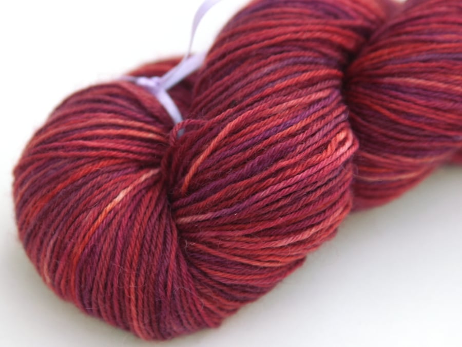 SALE Deep Sunset - Superwash Bluefaced Leicester 4-ply yarn