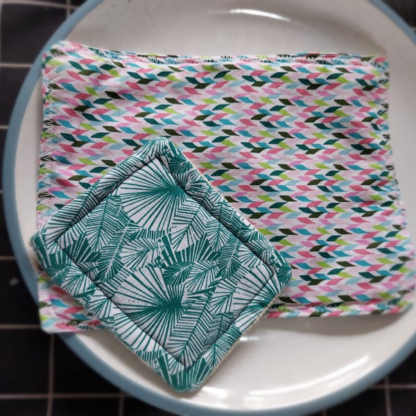 Kitchen cloths Reusable kitchen and dish cloths highly absorbent.