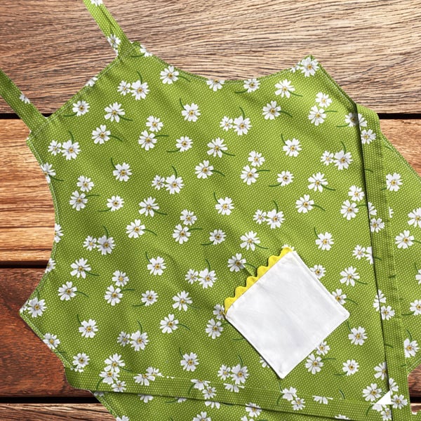 Handmade Children's Apron, Small Apron, Coloured Floral Design 3-5 yrs-CAPR18