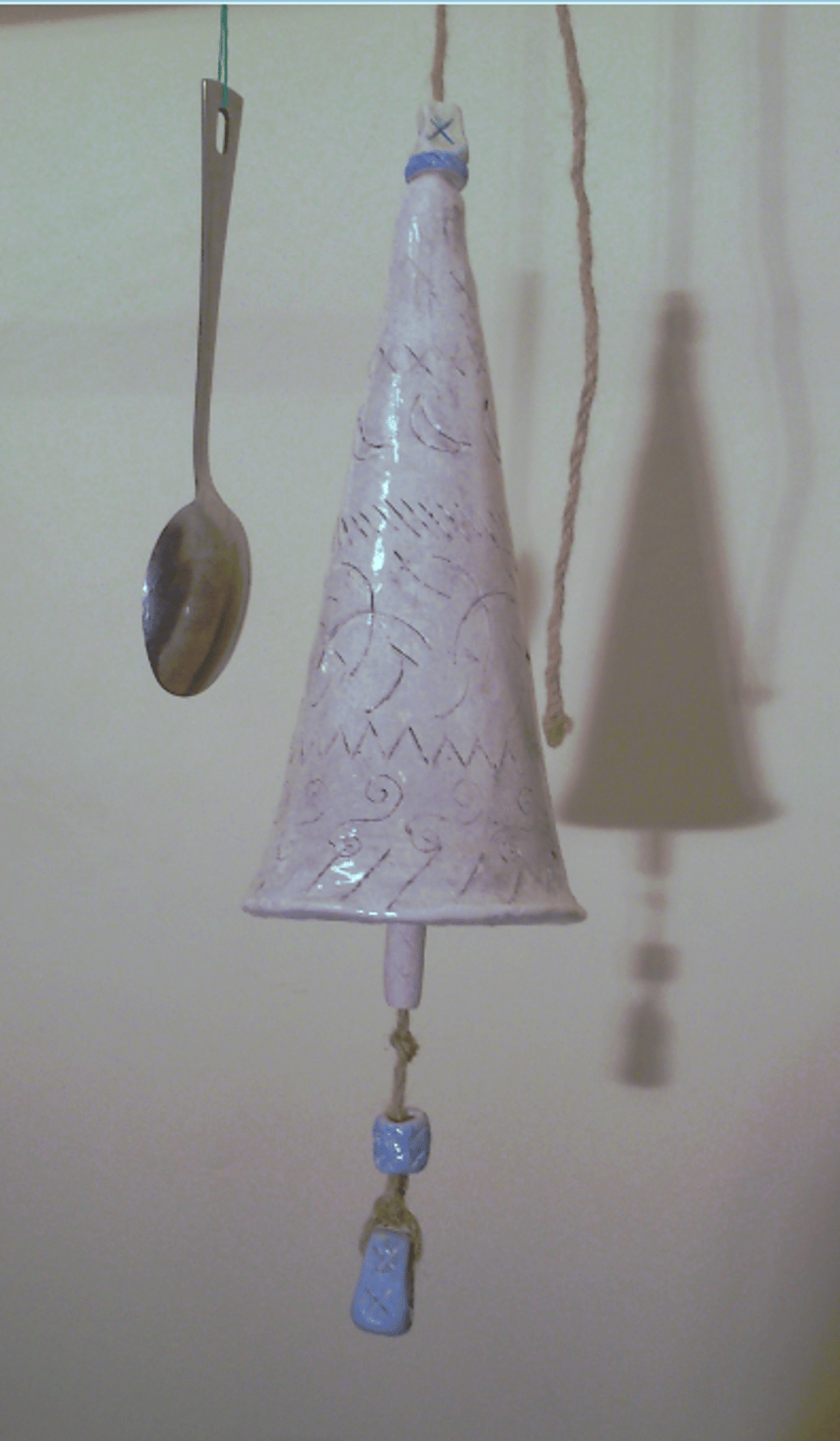 White symbol bell
