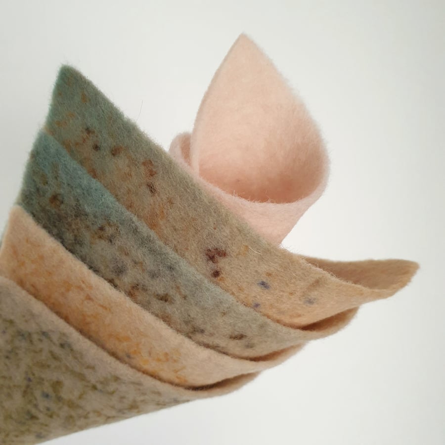 Naturally Dyed Wool Felt Sheets - Pack of 4 medium Mellow Mix