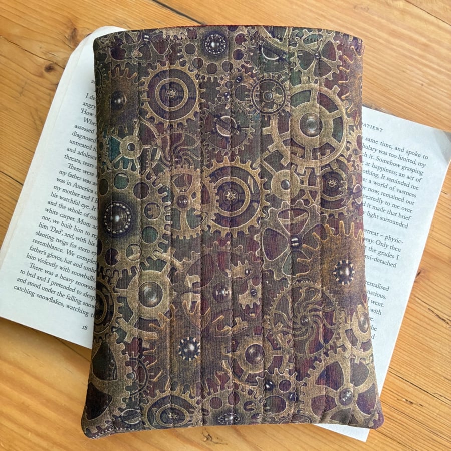 Steampunk Cogs Design Quilted Fabric Book Sleeve - Paperback Size