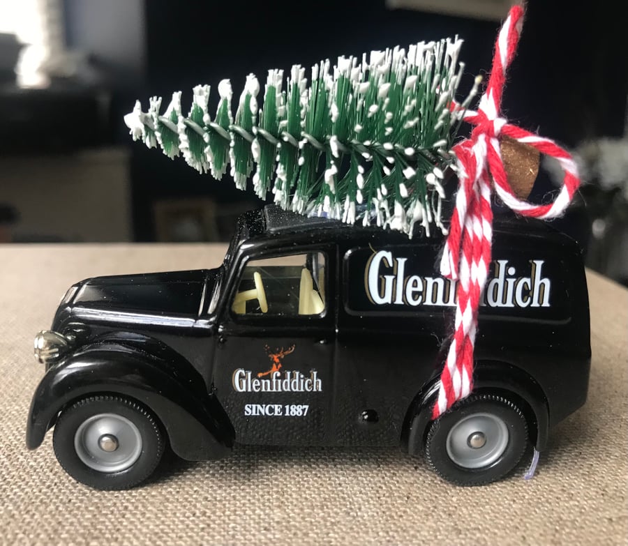 Vintage WHISKY  GLENFIDDICH  VAN.   die cast CHRISTMAS decoration
