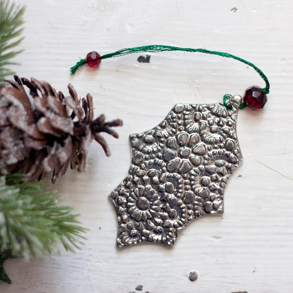 Platinum Holly decoration