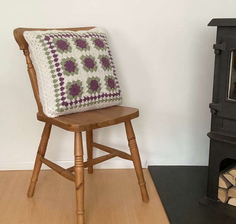 CUSHION ( includes insert ) ' Provence' . Alpaca, wool blend. Purple.