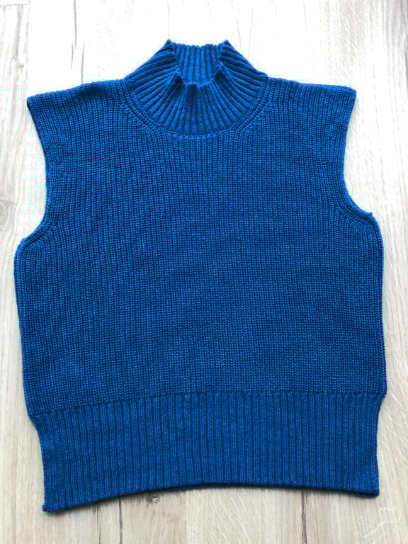 Cashmere blend Funnel-neck Sleeveless Sweater