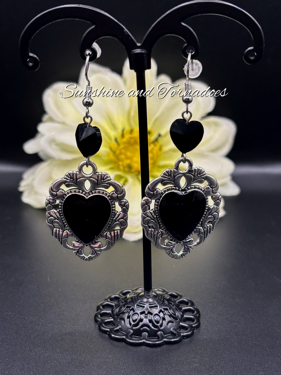 Gothic Heart Earrings - Victorian Black Heart Earring - Handmade - Drop Earrings
