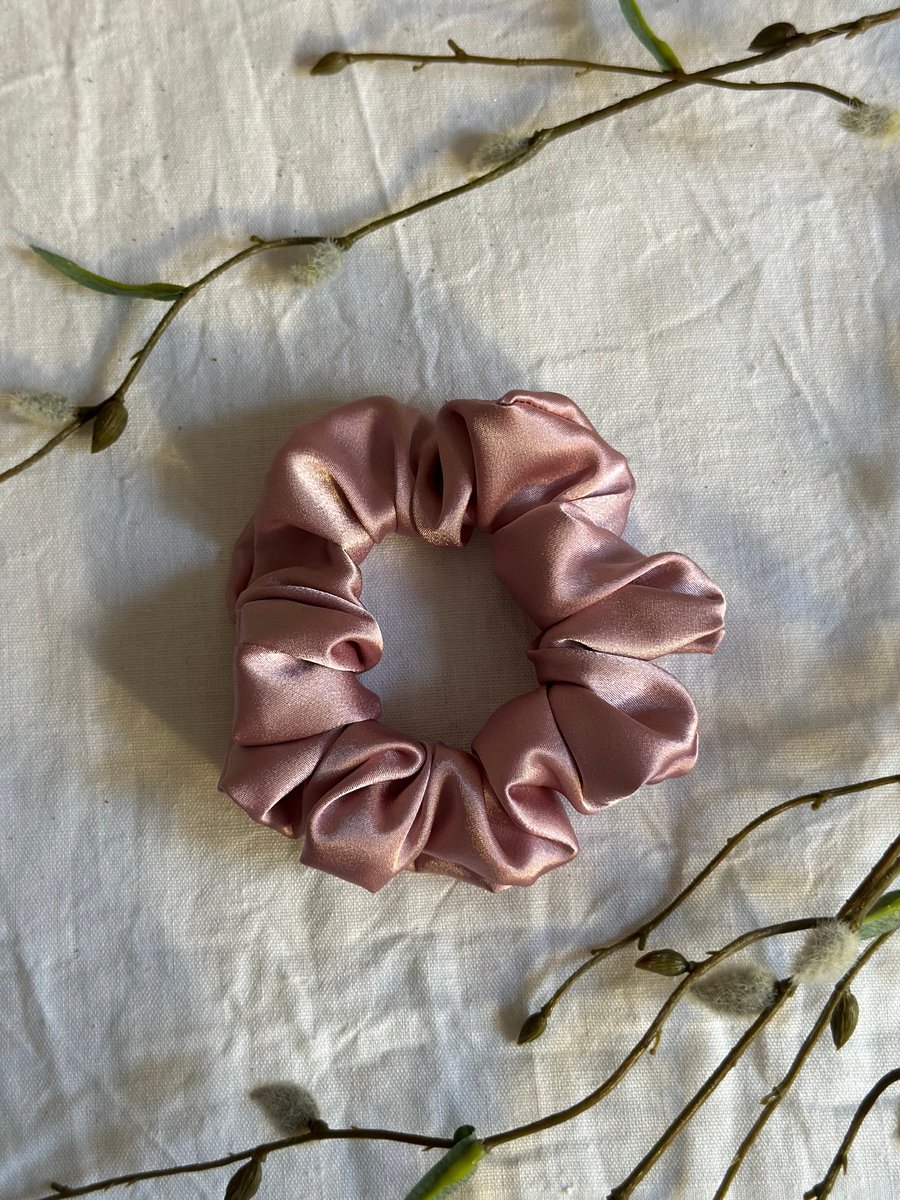 Soft Pink Satin Scrunchie 