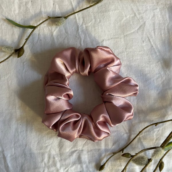 Soft Pink Satin Scrunchie 