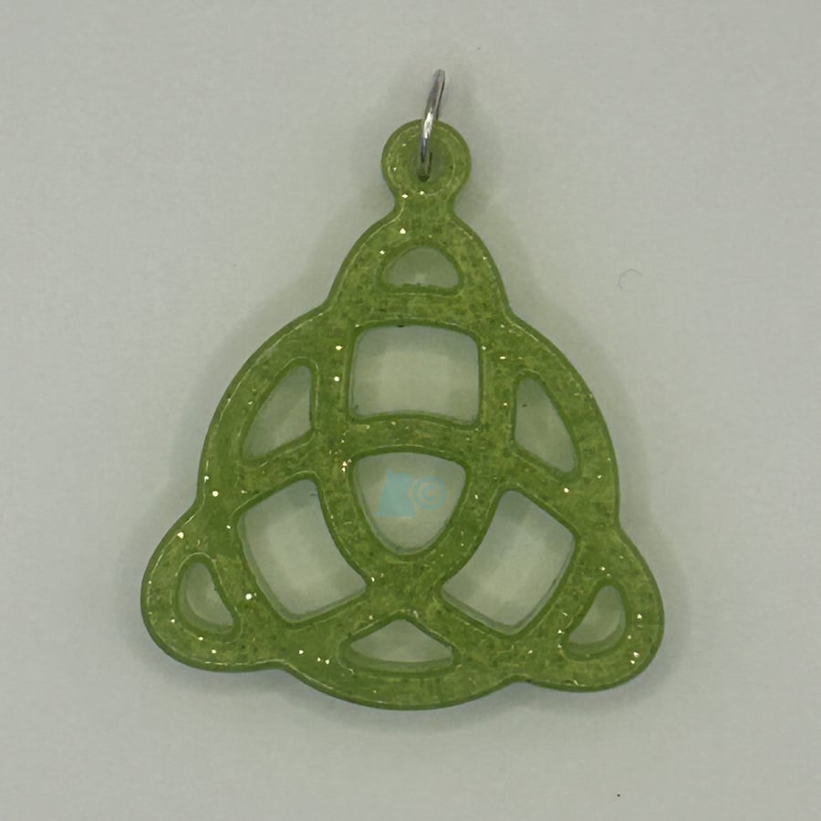 Resin 3 Point Celtic Knot Pendant, Keyring, Bag Charm - Various Colours