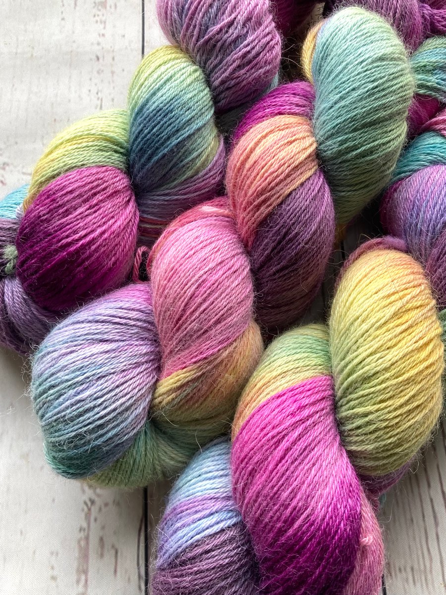 Hand dyed knitting yarn 4 ply Alpaca 100g Tumblefall