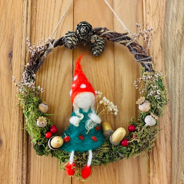 Pixie wreath