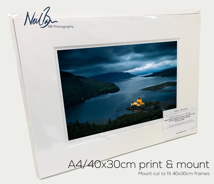 Eilean Donan Castle Scotland - A4 (40x30cm) Unframed Photo Print