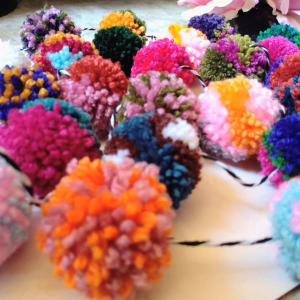 Wool Pompom Garland, Mixed Colours, Eclectic Bohemian Interiors