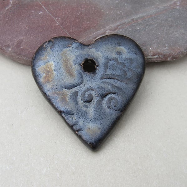 Medium Dark Earth Brocade Texture Heart Shaped Ceramic Pendant