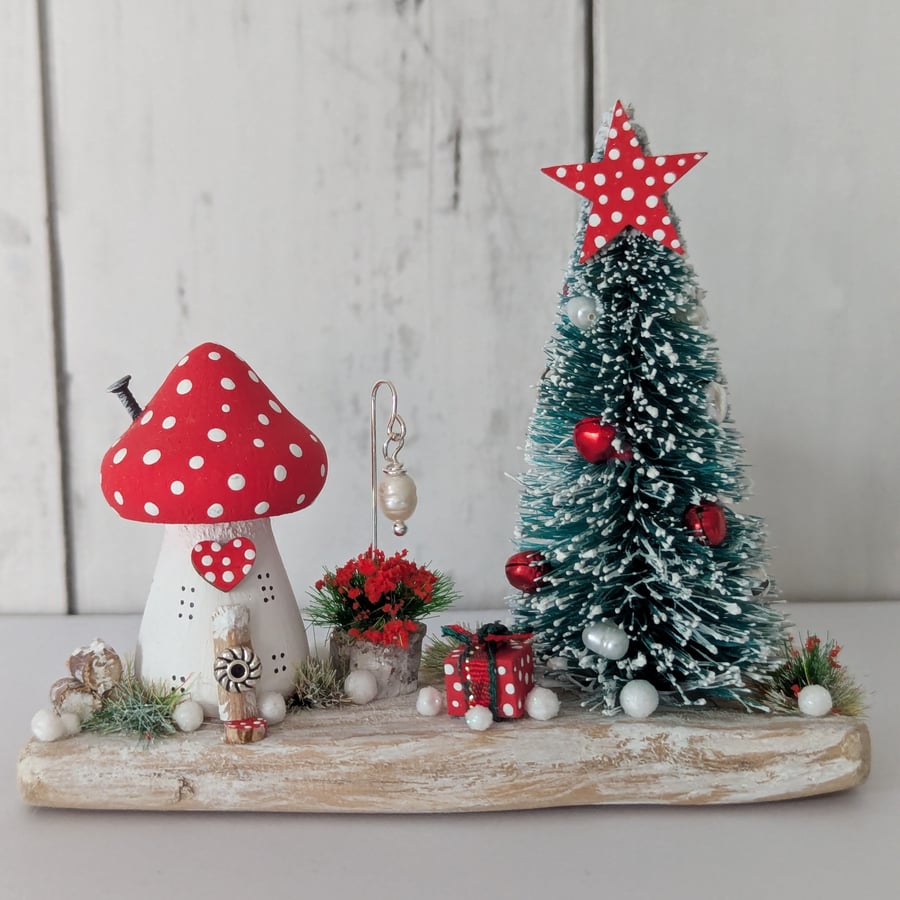 Polka Dot Christmas Cottage - Handmade Wooden Christmas Decoration 