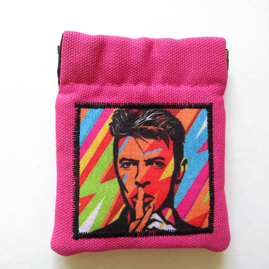 Coin purse or earbud pouch featuring musical icon, POSTAGE INCLUDED