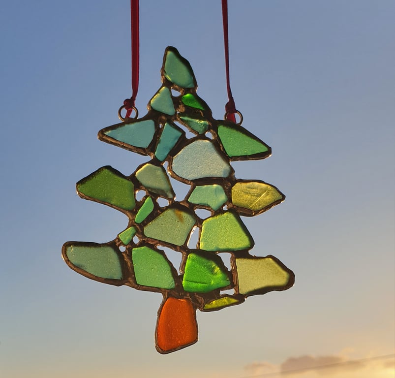 Sea glass suncatcher CHRISTMAS TREE