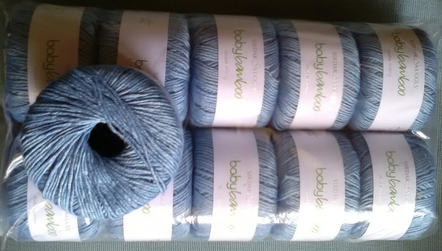 50g SIRDAR BABY BAMBOO DK pale blue Puddles