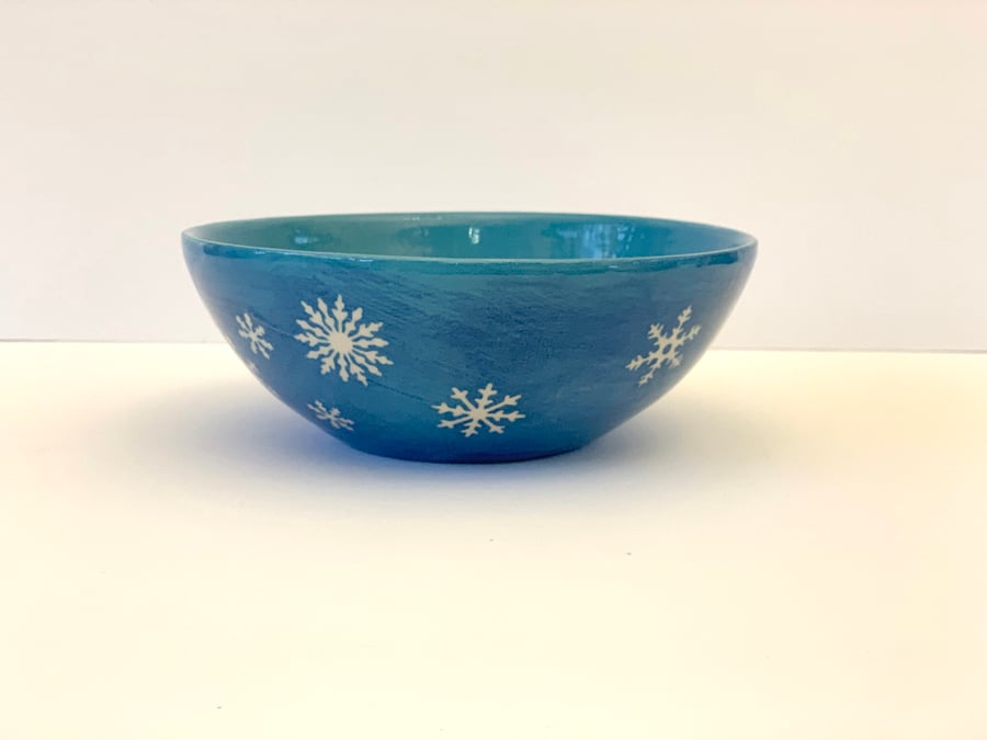 Hand-crafted Snowflake Ceramic Bowl 
