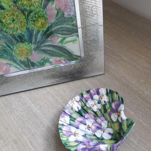 "Violas" handpainted king scallop shell trinket dish