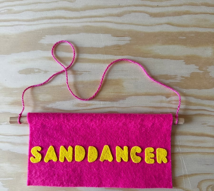 Geordie Hanging- Sanddancer