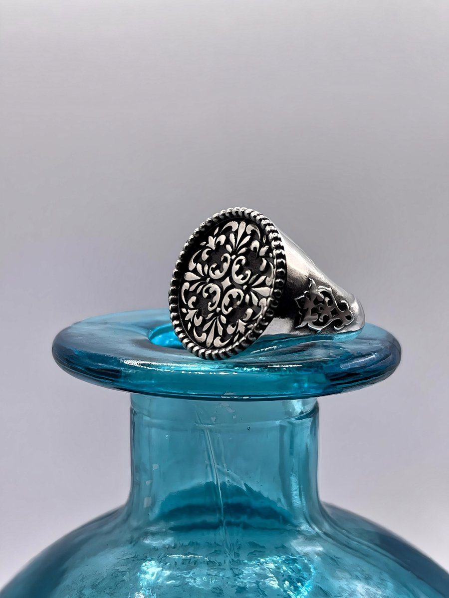 Persian Motif Signet Silver Ring, 