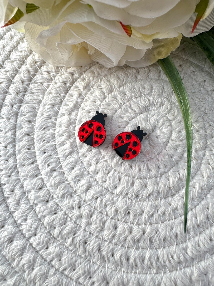 Ladybird Small Stud Acrylic Earrings