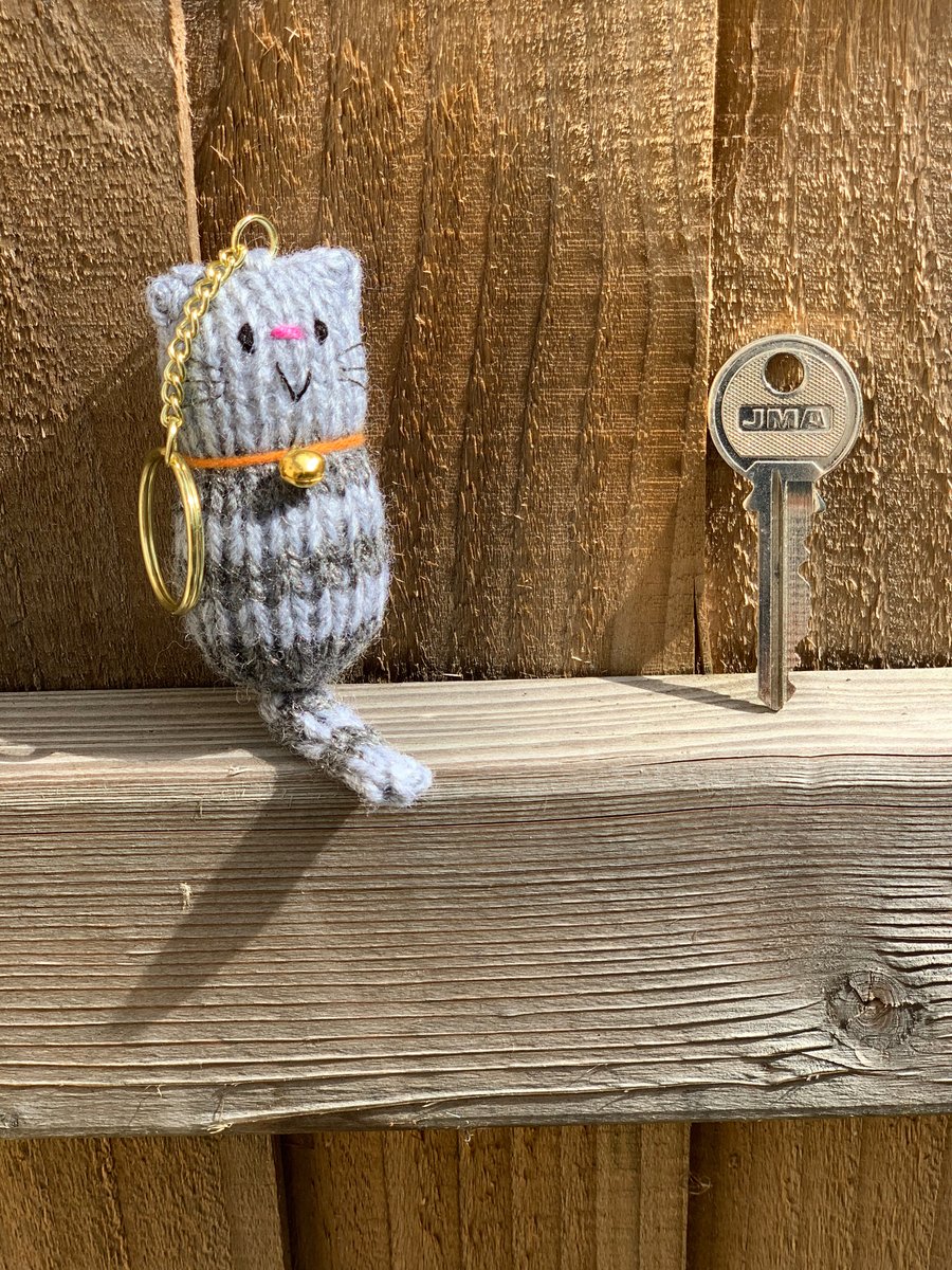 The Original Grey Tabby Fat Cat Keyring 