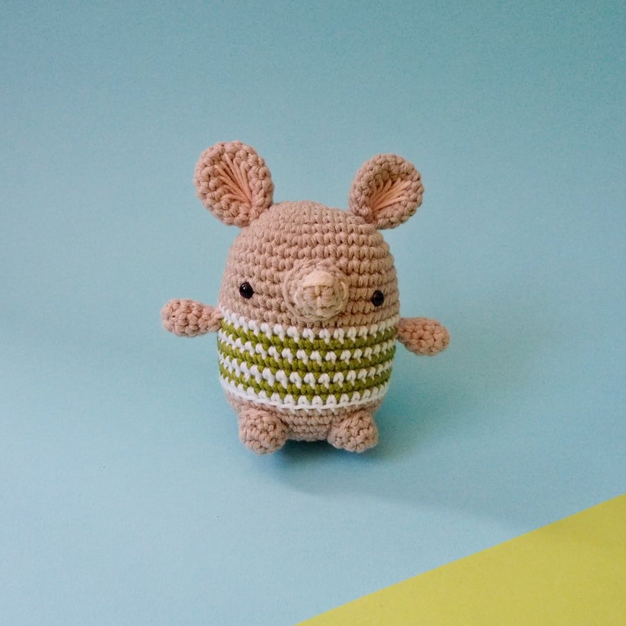 Handmade Mouse Toy, Crochet animal, amigurumi, Pica Pau