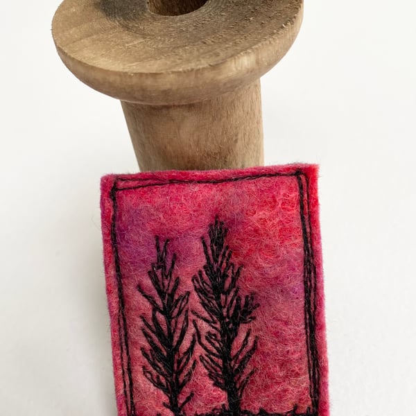 Upcycled tree sunrise brooch pin or badge. 