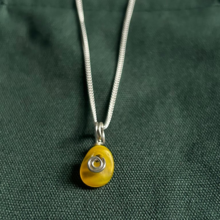 Yellow Seaglass REF: Yellow Seaglass01