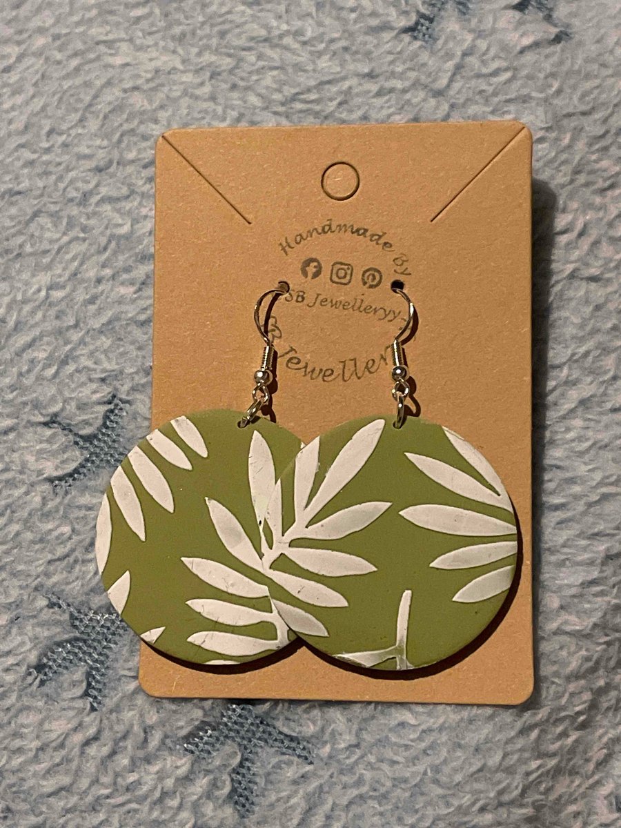 Handmade Polymer Clay Green Leaf Earrings (Clip On’s Available)
