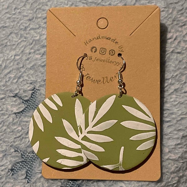 Handmade Polymer Clay Green Leaf Earrings (Clip On’s Available)