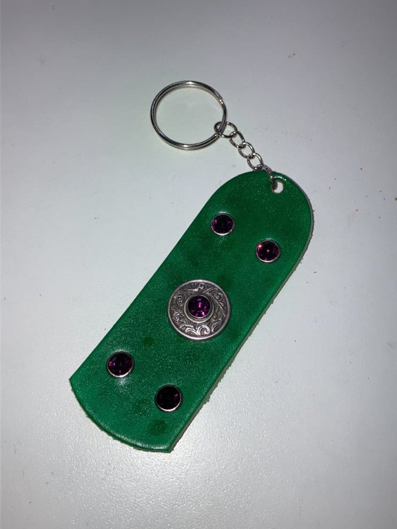 Green dyed Leather Keyring on chain with 5 Dark Purple Gemstones & Floral Centre