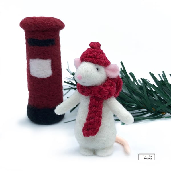 Miniature Mouse, Frankie, needle felted by Lily Lily Handmade