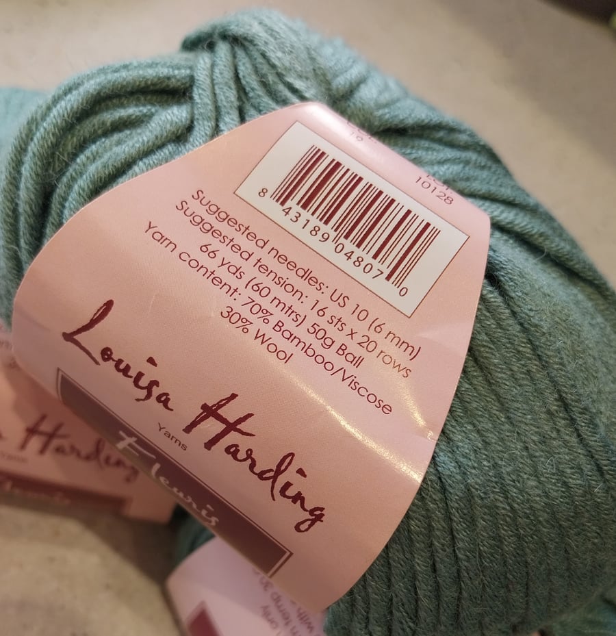  50g Louisa Harding Fleuris col 19